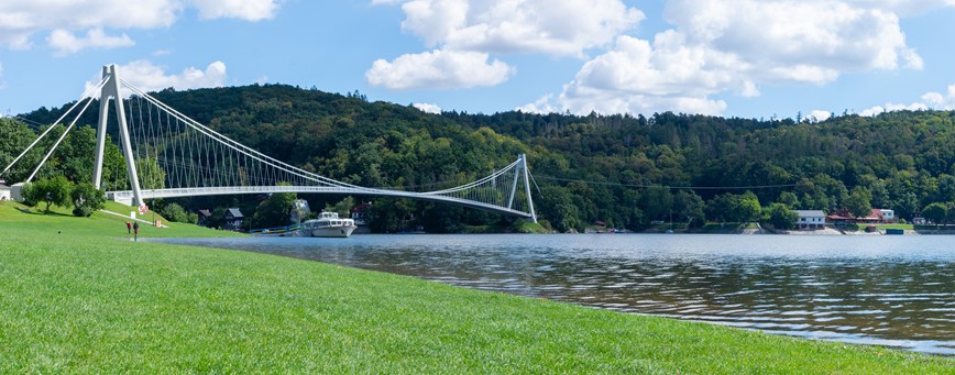 KM TRAVEL, most přes řeku Dyji, Vranovská přehrada